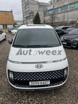 New 2023 Hyundai Staria