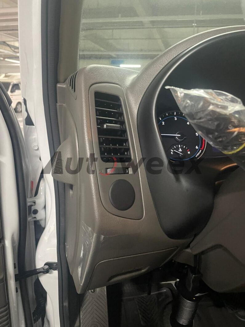 
								New 2024 Hyundai H100 full									